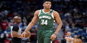 Giannis-Antetokounmpo-900x599.jpg