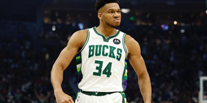 giannis-antetokounmpo-usatsi-bucks.jpg