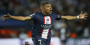 mbappe-celeb-juventus-psg-2209-epa-1024x683.jpg