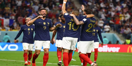 france-giroud-mbappe-australia-mundial-qatar-2022.jpg